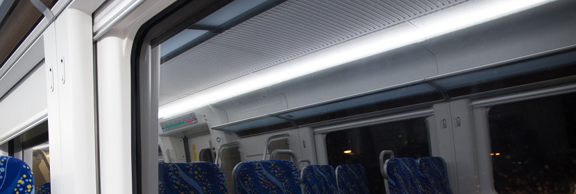 動(dòng)車組車窗耐靜壓試驗(yàn)